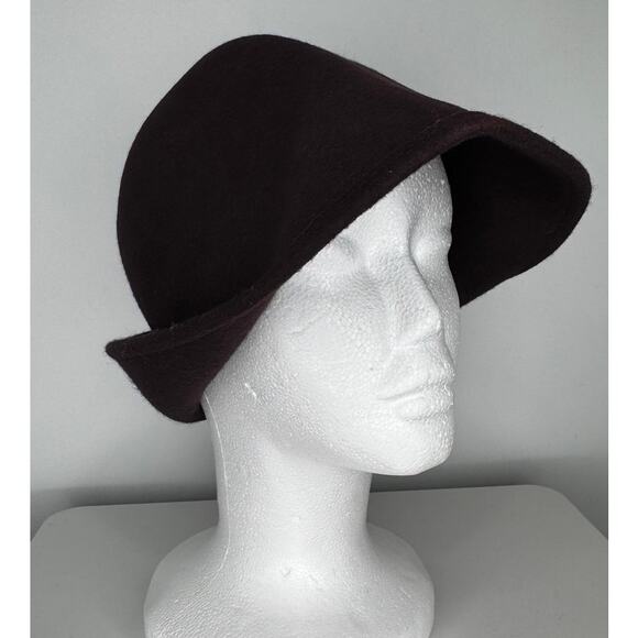 1970s–1980s New York Hat Co Brown Wool Felt Asymmetrical Cloche Hat